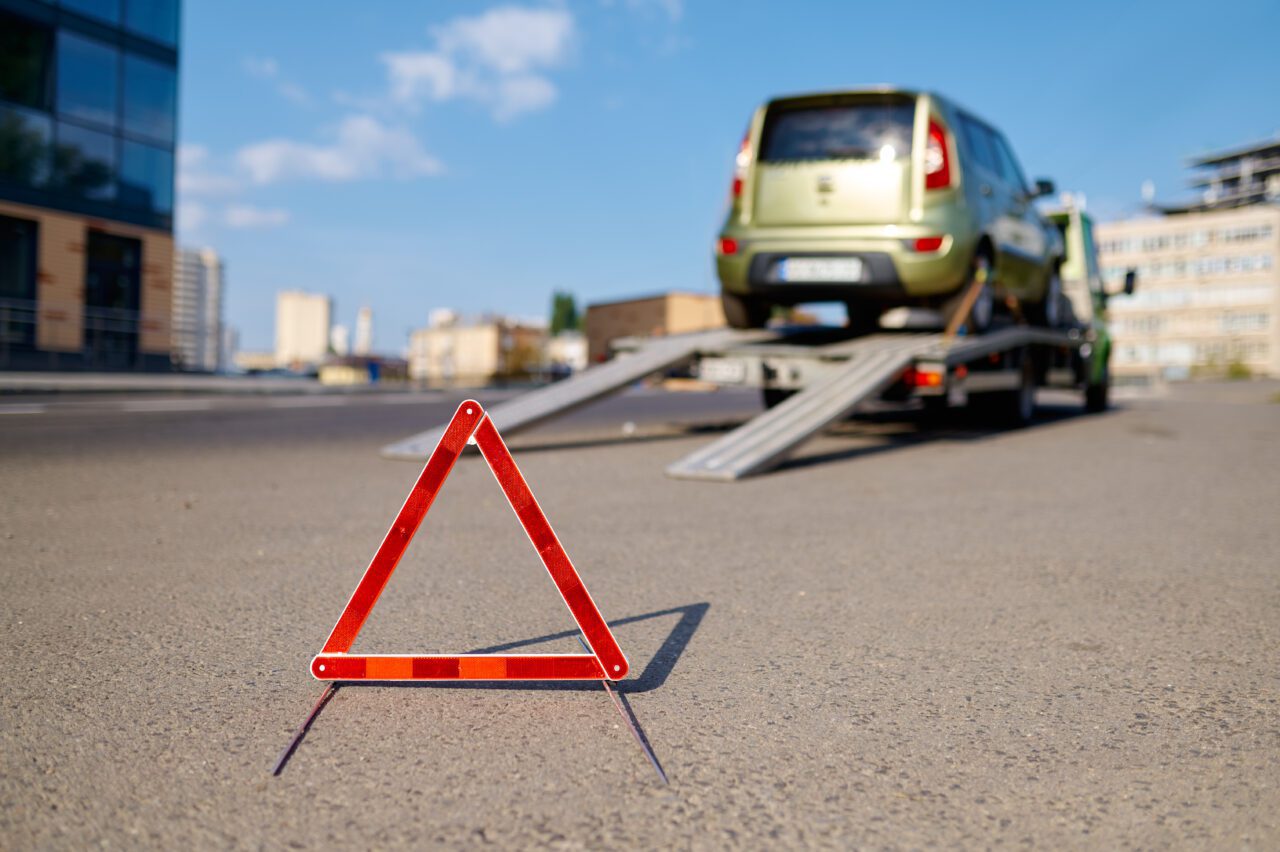 Roadside assistance for drivers in Brampton